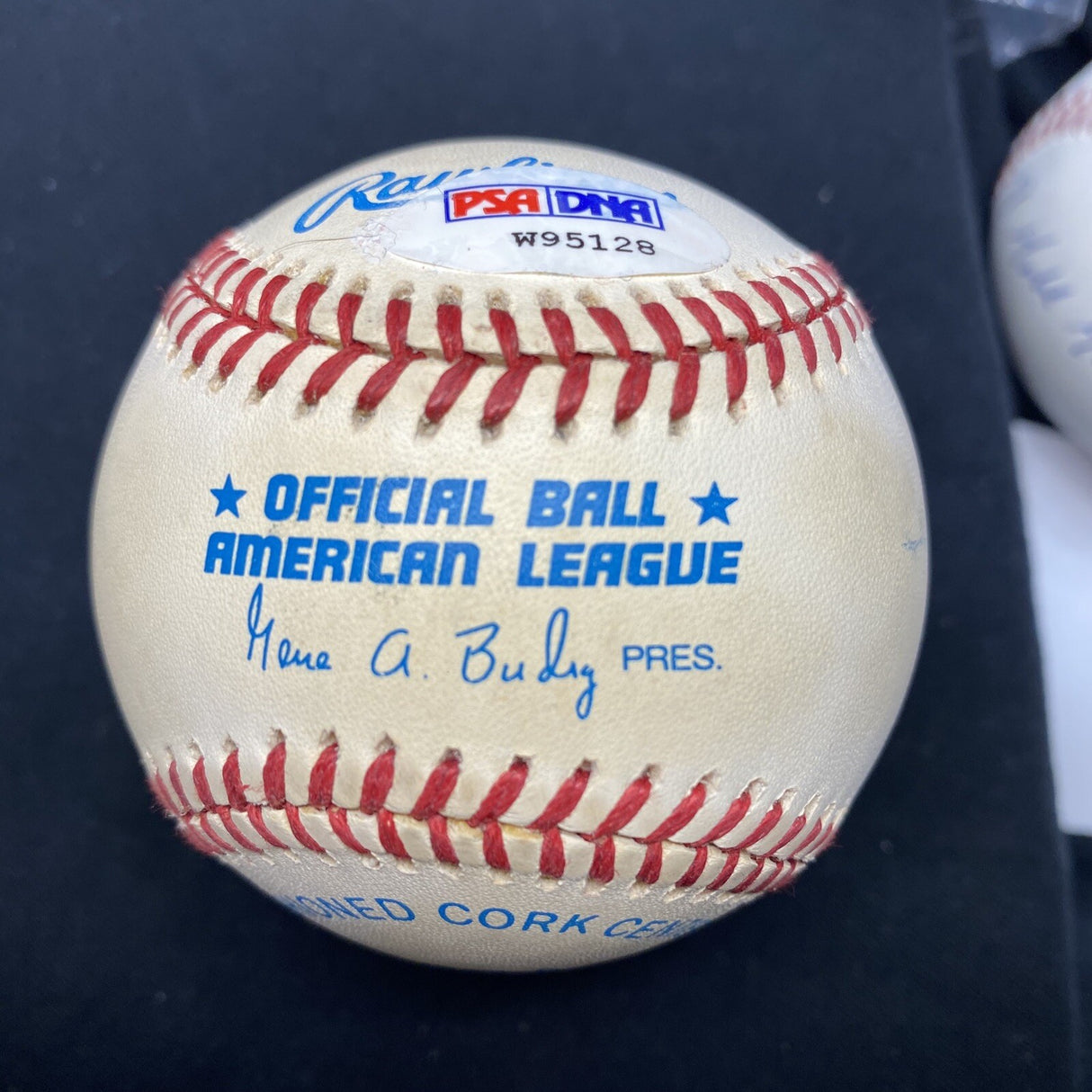 James Catfish Hunter Cy Young 1974 HOF 1987 Signed Baseball PSA/DNA