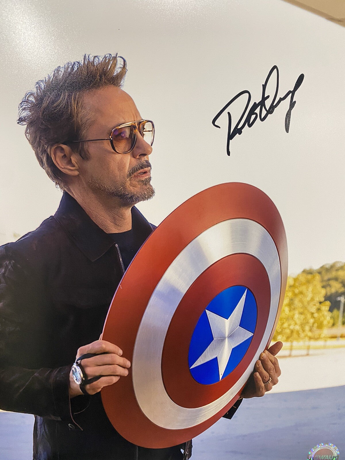 Robert Downey Jr. Signed 11x14 Photo Avengers: Endgame Iron Man SWAU Hologram