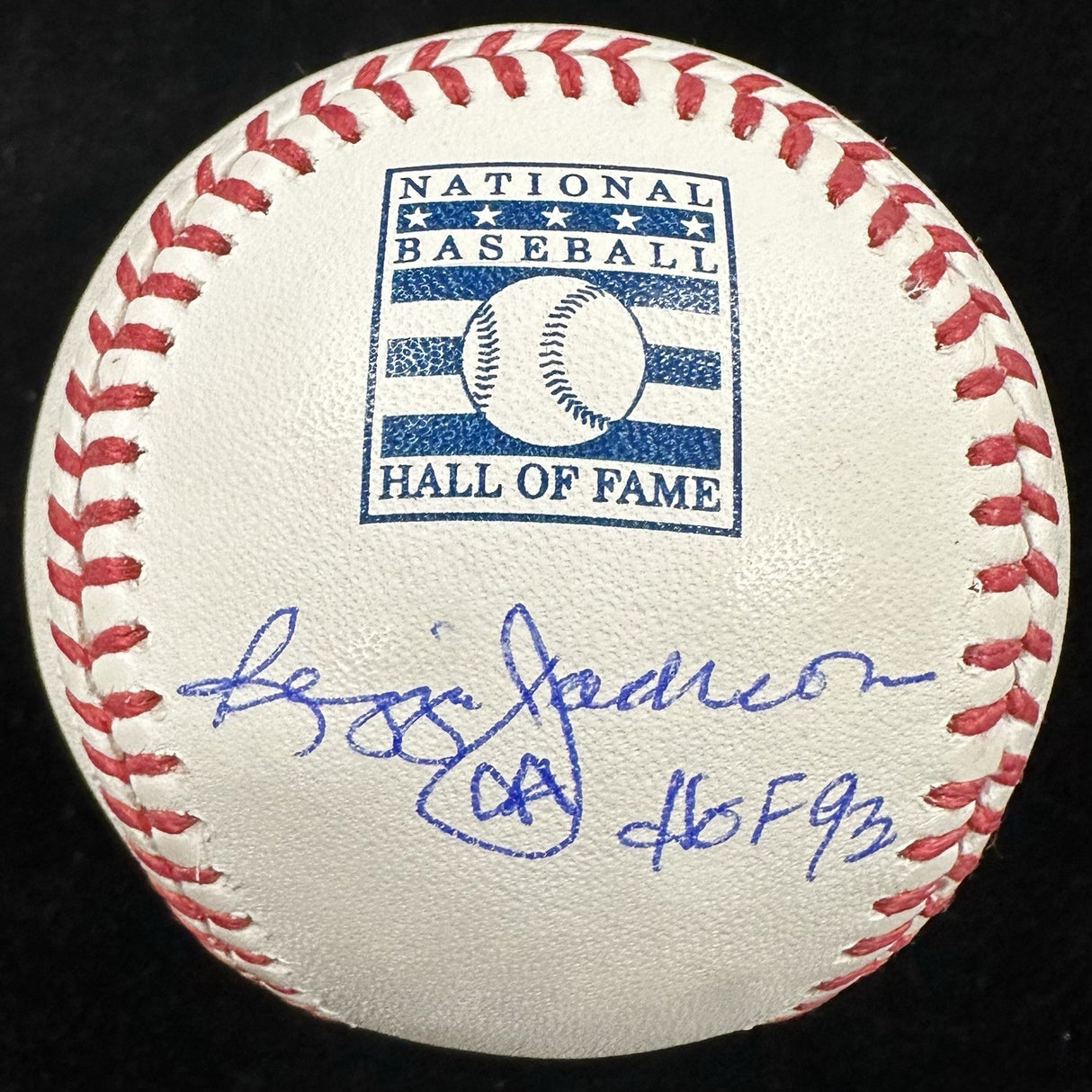 Reggie Jackson HOF 93 Signed Hall Of Fame Logo Baseball Beckett Witness Holo