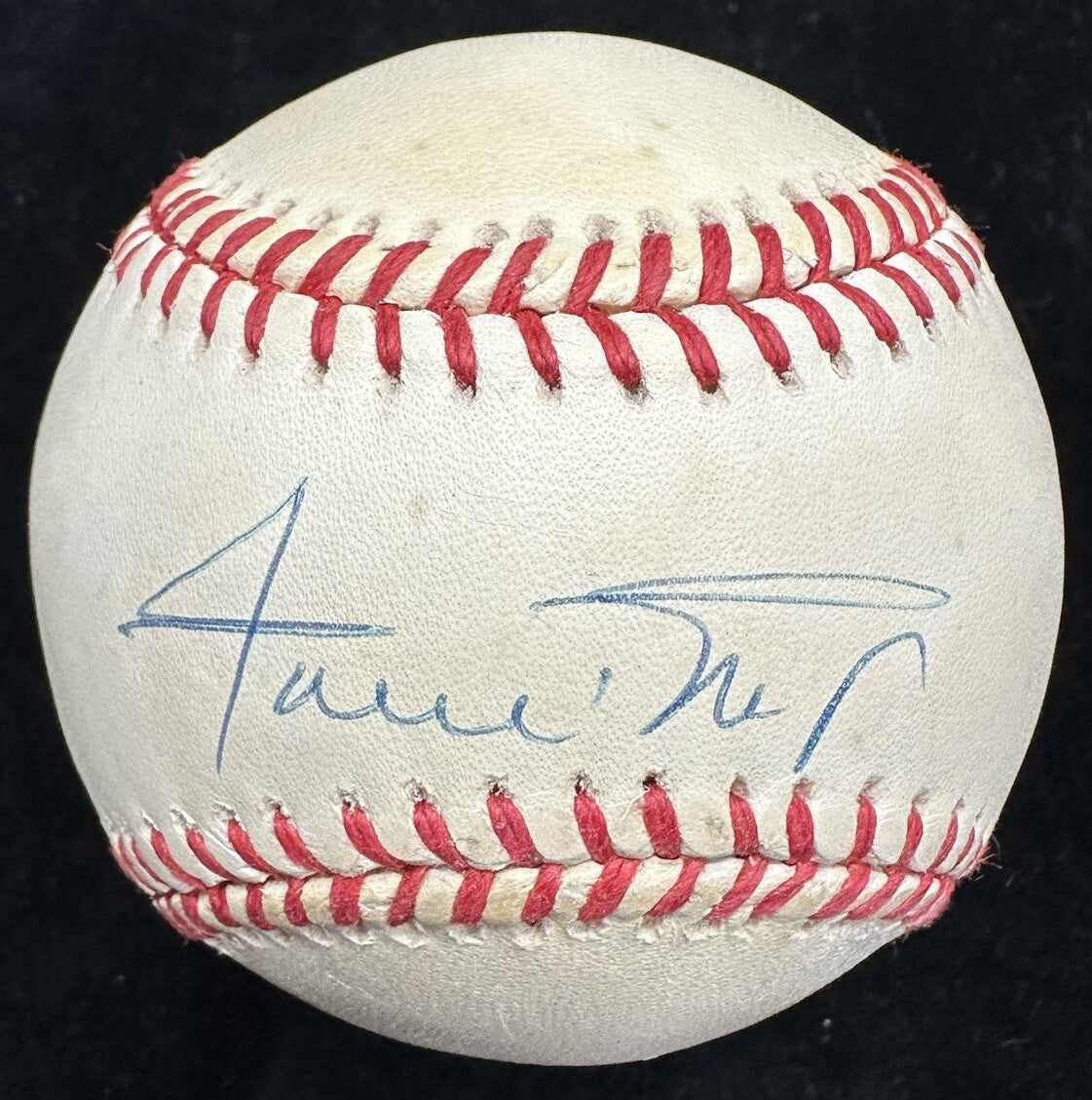 Willie Mays Signed Baseball JSA LOA