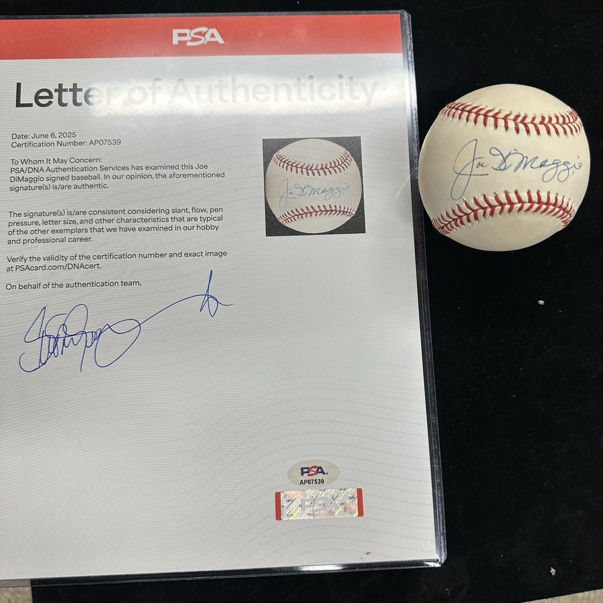 Joe DiMaggio Signed OAL Baseball PSA/DNA LOA