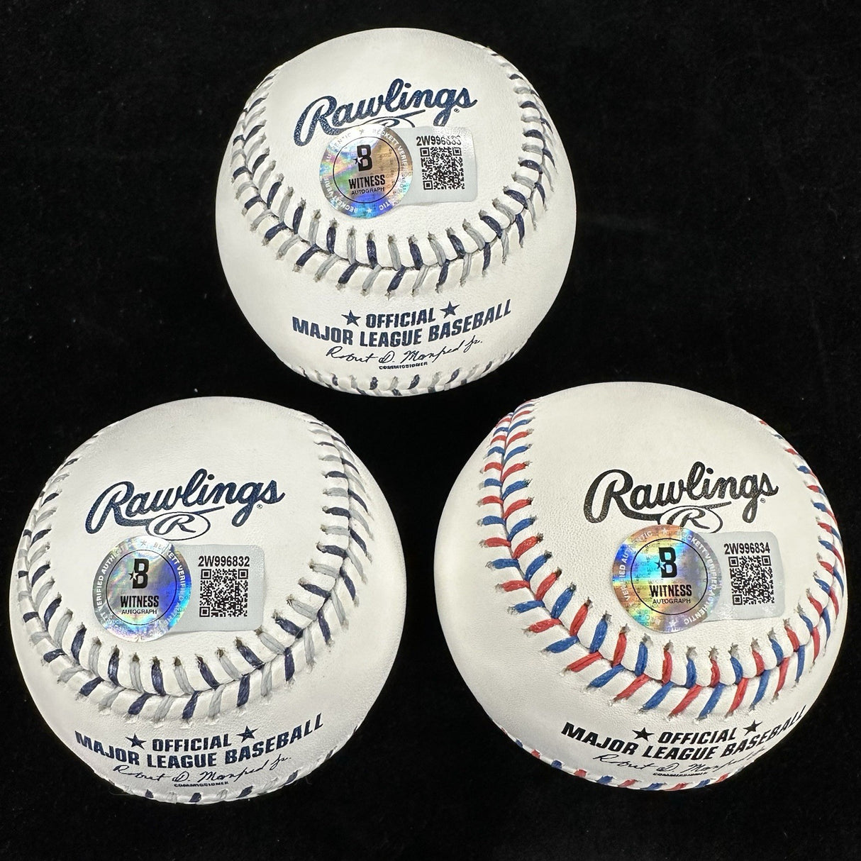 Ichiro Suzuki Mariners Yankees Marlins Team Stitch Logo Signed Baseball Set BAS