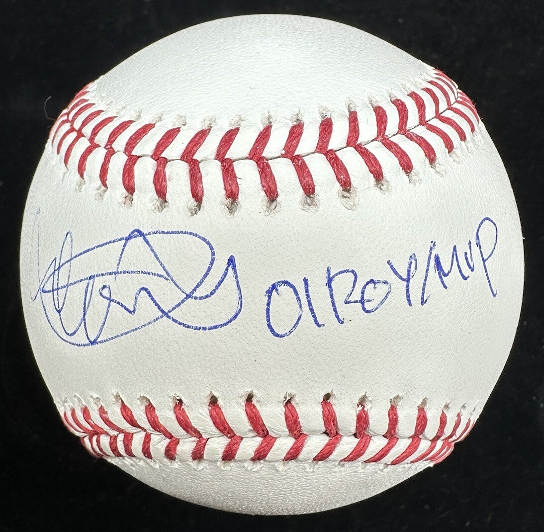 Ichiro Suzuki 01 MVP/ROY Stat Signed Baseball IS Hologram