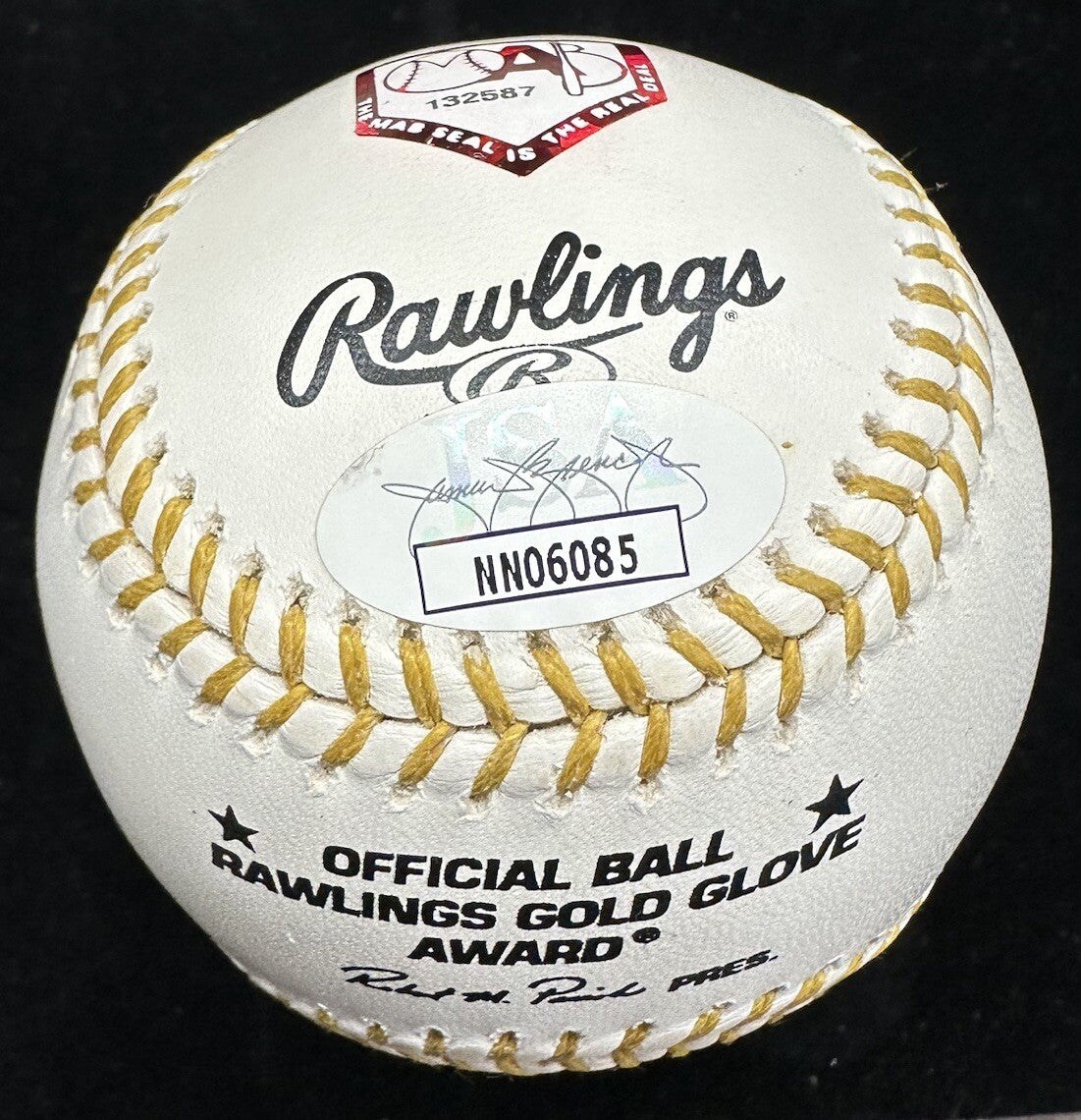 Gary Carter 80-81-82 Signed Gold Glove Logo Baseball JSA