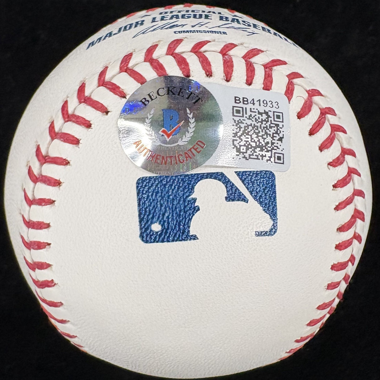 Alan Bean Apollo 12 Moonwalker Signed Baseball Beckett BAS