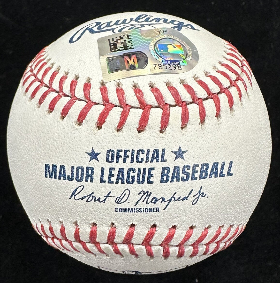 Derek Jeter 2010 Lou Gehrig Award Signed Gehrig Day Logo Baseball MLB Holo