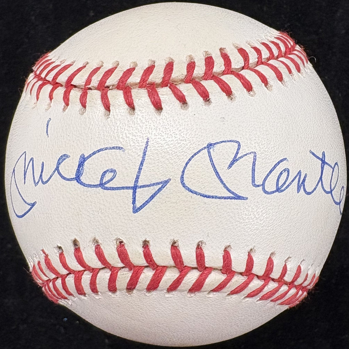 Mickey Mantle Signed Baseball Upper Deck Hologram UDA