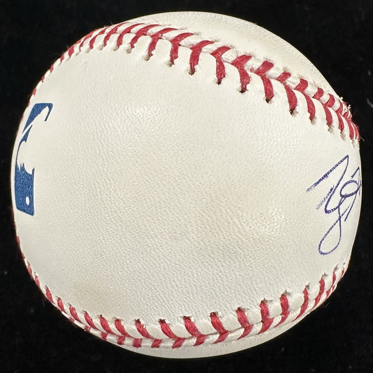 Roy Halladay Signed Baseball PSA/DNA LOA