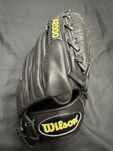 Curt Schilling Signed Authentic Game Model Wilson A2000 Glove MLB Holo Steiner