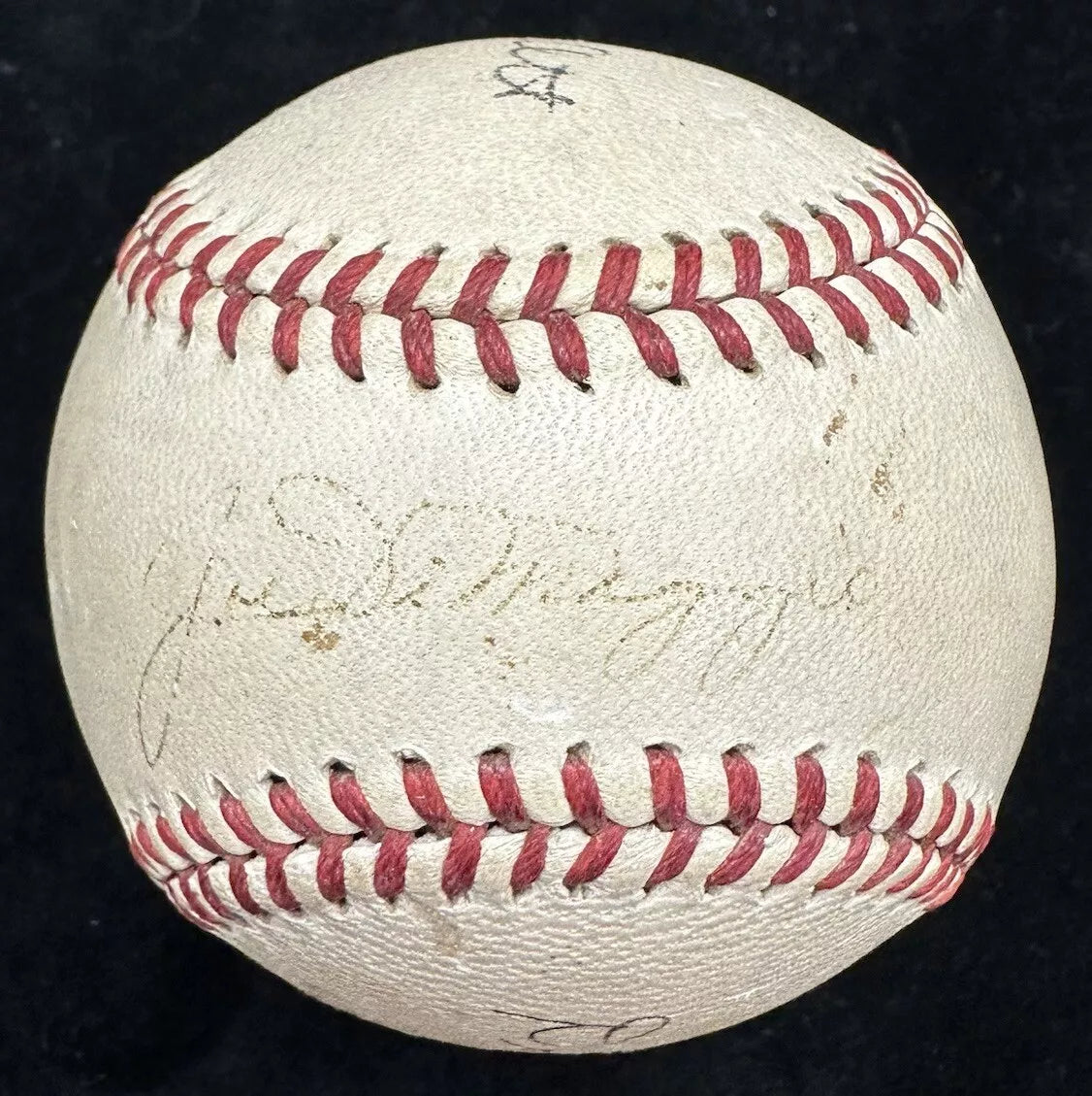 Mel Ott Signed Baseball Displays As A Single PSA/DNA LOA