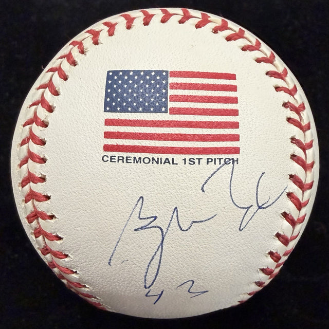 George W. Bush Signed 2001 World Series Ceremonial Signed Logo Baseball PSA/DNA 