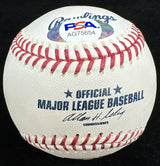 Roy Halladay 32 Signed Baseball PSA/DNA