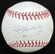Roy Halladay 32 Signed Baseball PSA/DNA