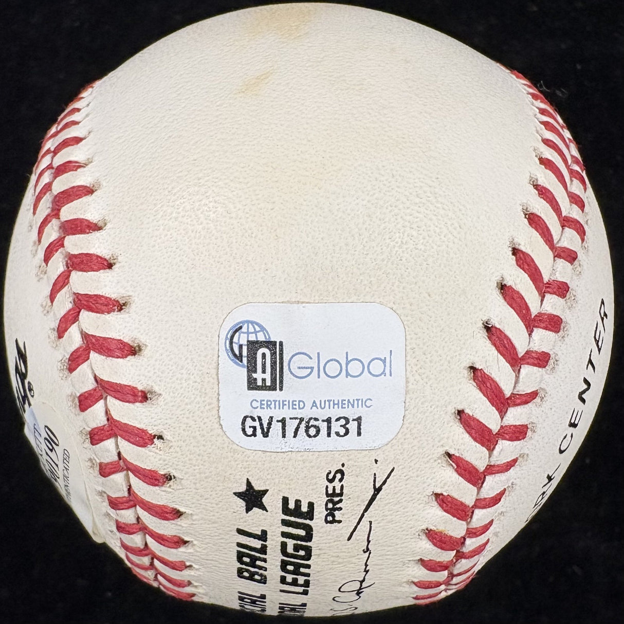 Raquel Welch Signed Baseball Beckett BAS