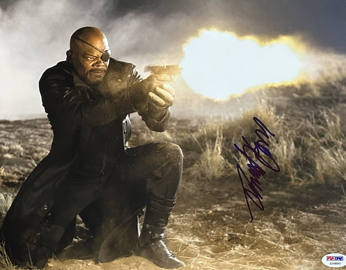 Samuel L. Jackson Signed The Avengers 11x14 Photo PSA/DNA